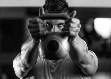 Фитнес-тренер Василий Николаев — IronMotion